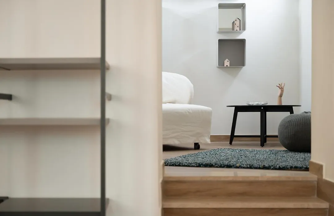 Mater Rooms & Suites-1